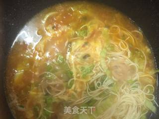 Tomato and Egg Noodle Soup recipe