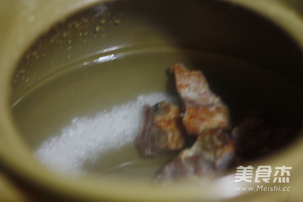 Dried Vegetables and Salted Pork Bone Congee recipe