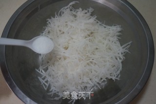 【beijing】five-spice Shredded Radish Pie recipe