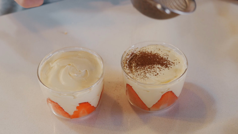 Strawberry Tiramisu [first Taste Diary] recipe