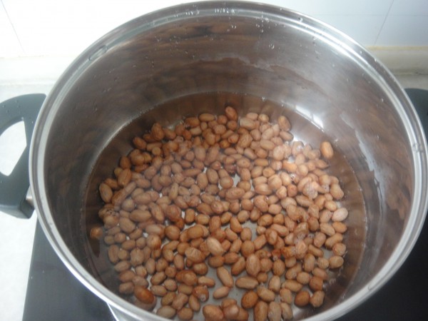 Peanuts Mixed with Green Beans recipe