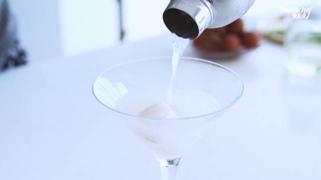 Sakura Lychee Soda & Lychee Martini recipe