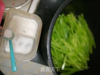 Cold Nest with Bamboo Shoots recipe