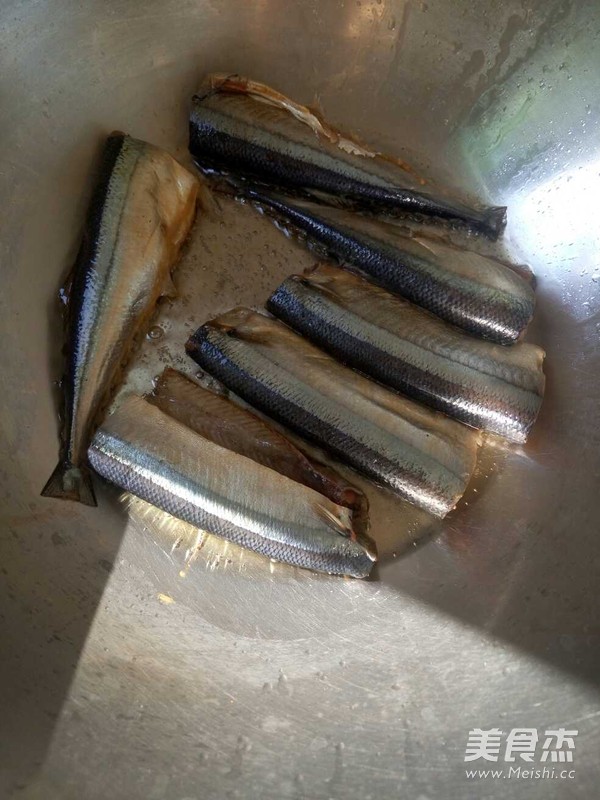 Garlic Saury recipe