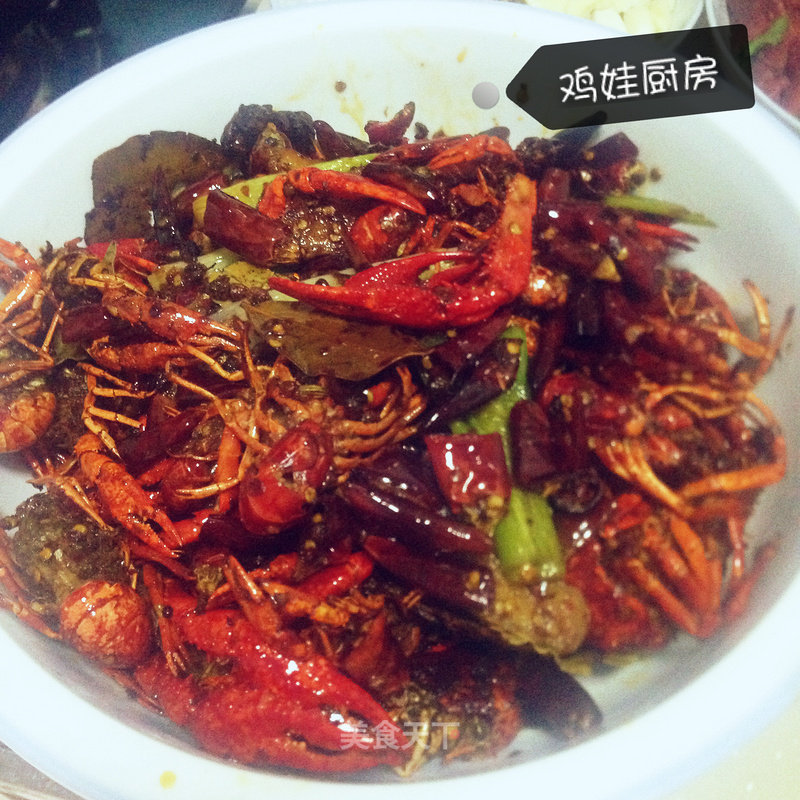 Stir-fried Spicy Crayfish recipe