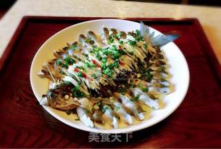 Steamed Taihu White Fish recipe