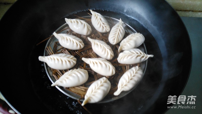 Steamed Dumplings with Fresh Meat recipe