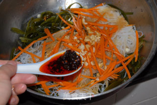 【summer Cold Dishes】chilled Rice Noodles with Shredded Kelp recipe