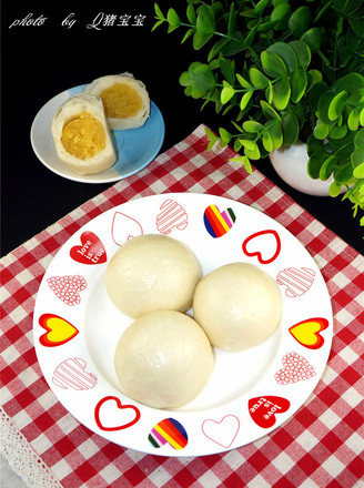 Homemade Custard Buns