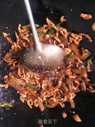 Fried Konjac Shredded Pork recipe