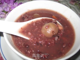 Nourishing Stomach in Winter--red Jujube Longan Porridge recipe