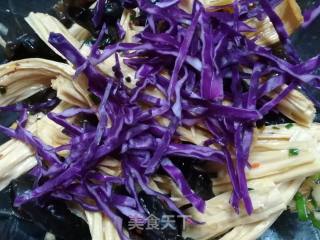 Yuba Mixed with Cloud Ears and Purple Cabbage recipe