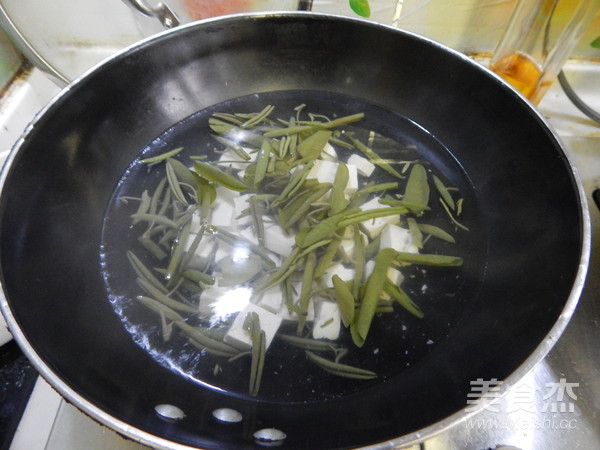 Brasenia Tofu Soup recipe