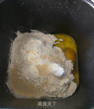 Squeeze It One by One Row of Twisted Buns recipe
