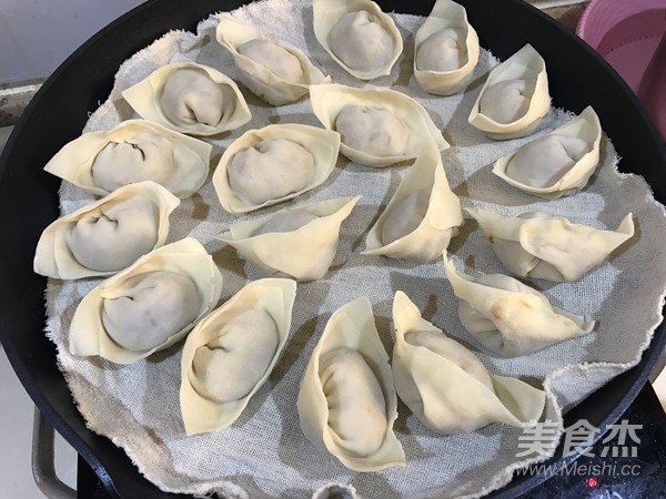 Assorted Steamed Wontons recipe