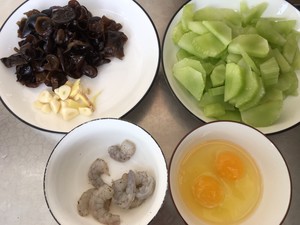 Healthy Low-calorie Home Cooking——scrambled Eggs with Shrimps, Lettuce, Fungus [panasonic Split Rice Cooker] recipe