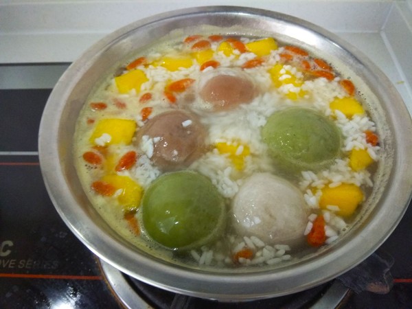 Fruit Fermented Rice Balls recipe
