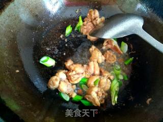 Stir-fried Chicken with Hot Peppers recipe