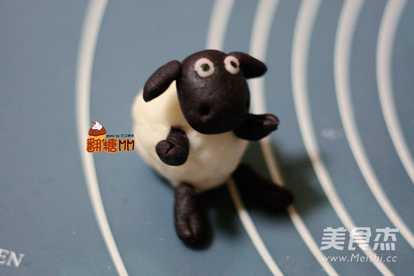 Fondant Sean Sheep Shape recipe