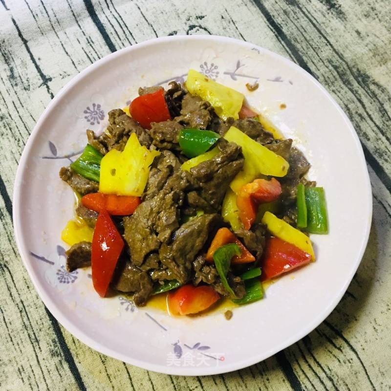 Stir-fried Beef with Pineapple recipe
