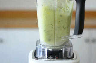 Refreshing Celery Cucumber Pineapple Juice recipe