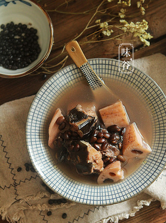 Lotus Root Black Bean Claypot Catfish Soup recipe