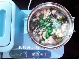 Shrimp and Seaweed Hibiscus Soup recipe