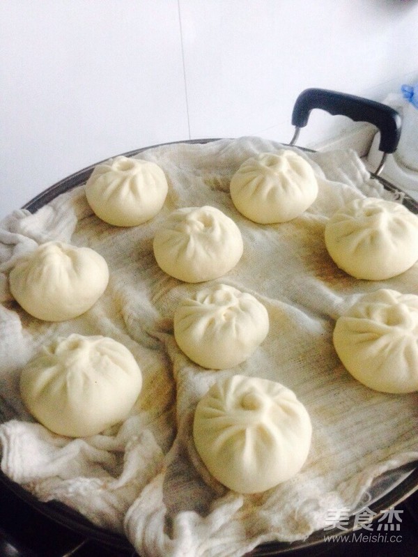 Steamed Buns with Mushrooms and Mustard recipe