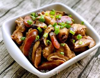 Steamed Chicken with Xiangru Sausage recipe