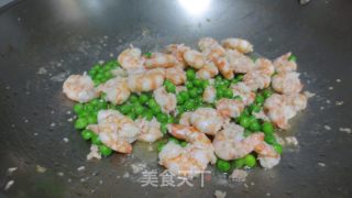 Simple Quick Dish-stir-fried Shrimp recipe