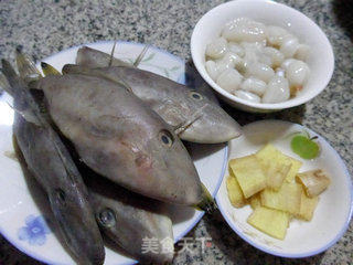 Steamed Rubber Fish with Fish Eggs recipe