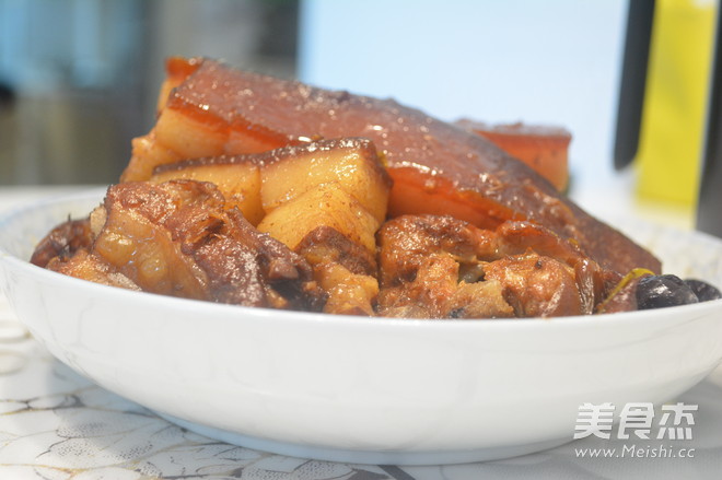 Pork Ribs and Red Dates Braised Pork recipe