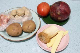 Baked Mashed Potatoes with Meatballs in Tomato Sauce recipe