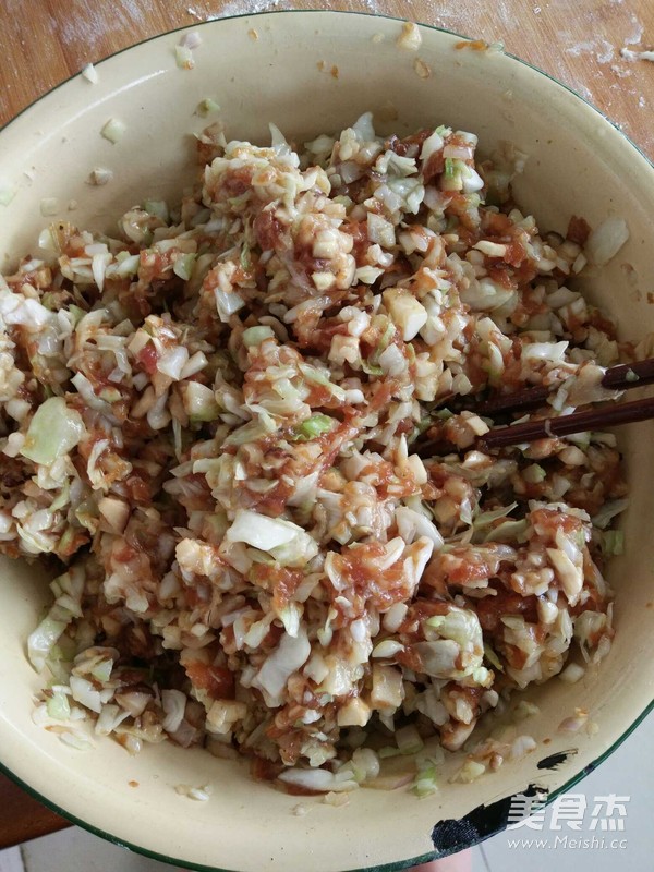 Cabbage Meat Bun recipe