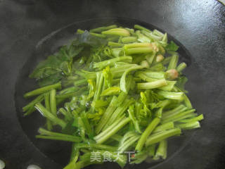 Warm Boiled Spinach Salad recipe