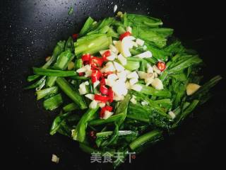 Appetite: Garlic and Oil Lettuce recipe