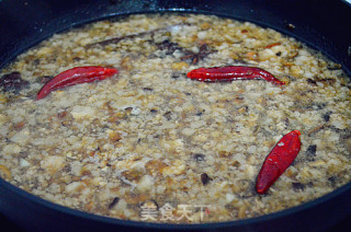 Minced Pork with Shiitake Mushrooms [with Minced Pork Mixed with Sweet Potato Leaves] recipe