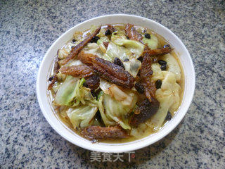 Stir-fried Cabbage with Dace in Black Bean Sauce recipe