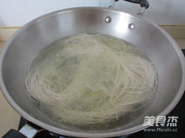 Fengzhen Big Meat Noodle recipe