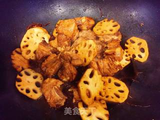 Braised Lotus Root with Pork Ribs Sauce recipe