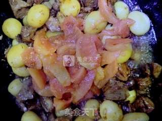 Beef Goulash with Tomato and Potato recipe