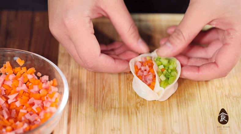 [two-color Dumplings] I Heard that You Put Rainbow in Dumplings~ recipe
