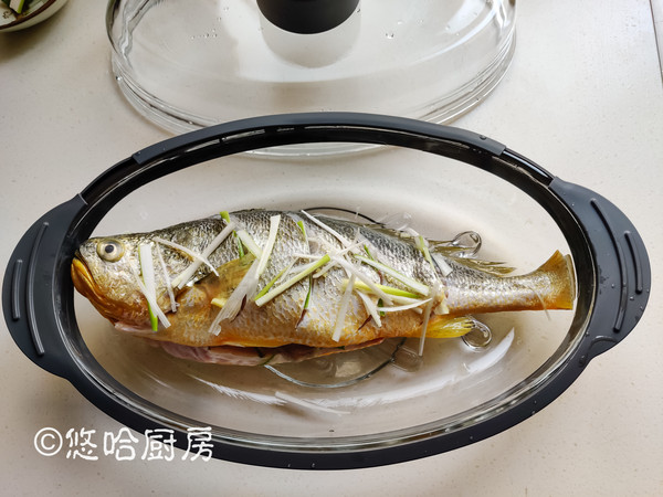 Steamed Large Yellow Croaker recipe