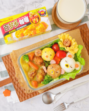 Full of Vitality Fried Chicken Curry Cartoon Bento recipe