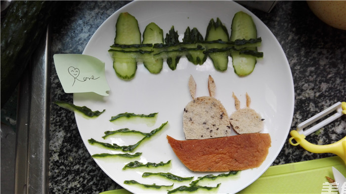 Baby Breakfast Totoro Outing Platter recipe