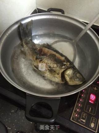 Crucian Carp Egg Soup recipe