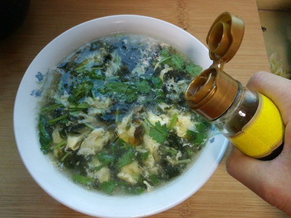 Seaweed and Egg Soup recipe