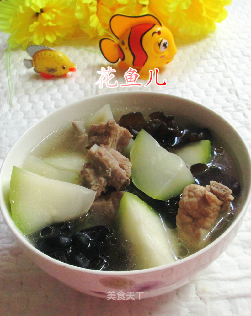 Black Fungus and Pugua Pork Ribs Soup