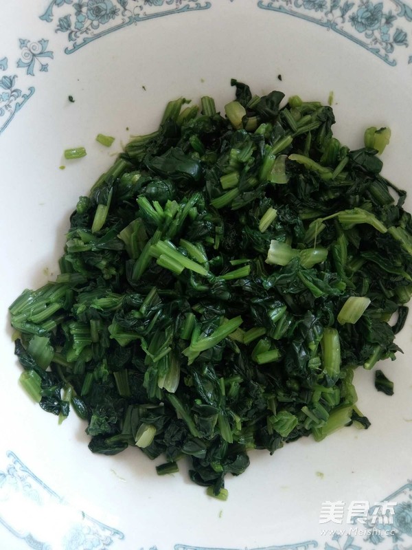 Garlic Spinach Dumpling with Tahini Sauce recipe