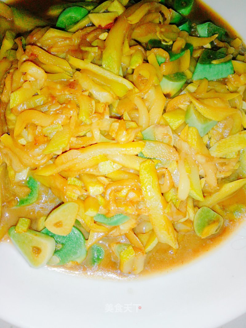 Stir-fried Zucchini with Laba Garlic recipe